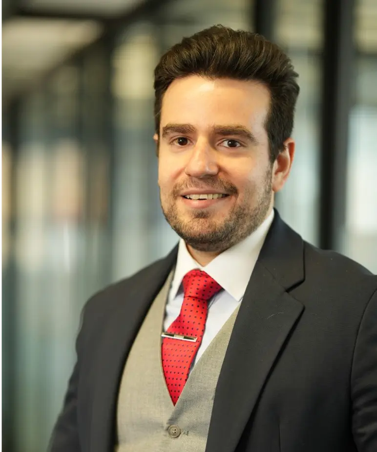 Portrait of O'Reilly Author Alireza Parandeh, also known as Ali Parandeh